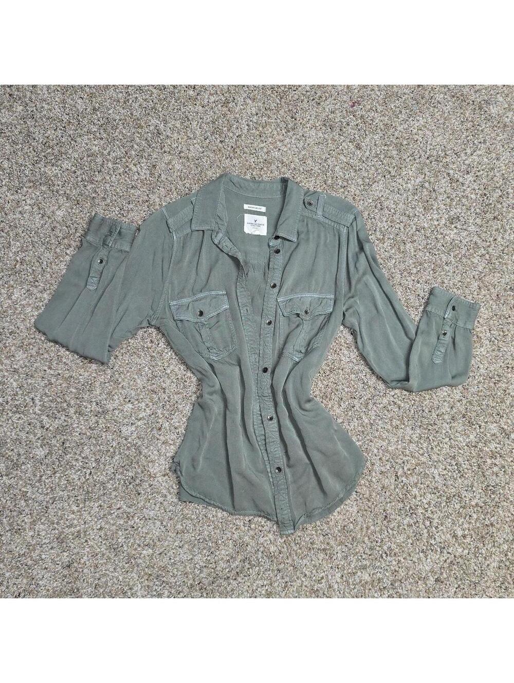 American Eagle Women's Green and Khaki Shirt